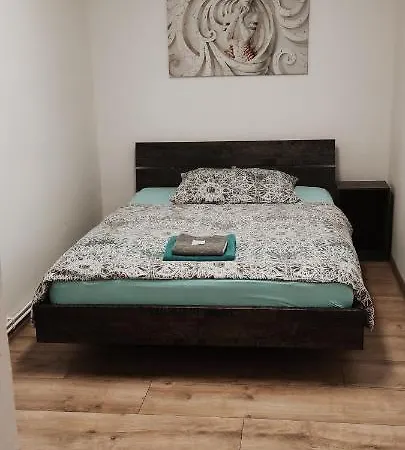 Kristyna Apartment *