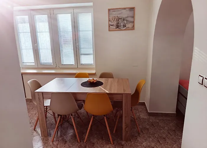 Kristyna Appartement *